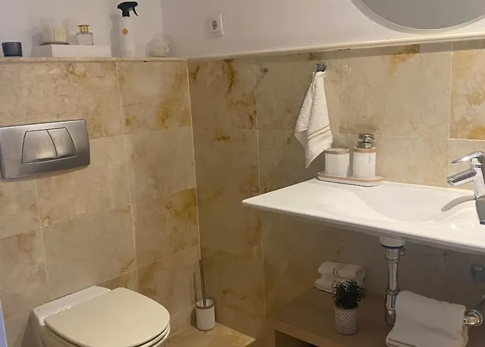 3 Bed Lux Lomas De Monteros