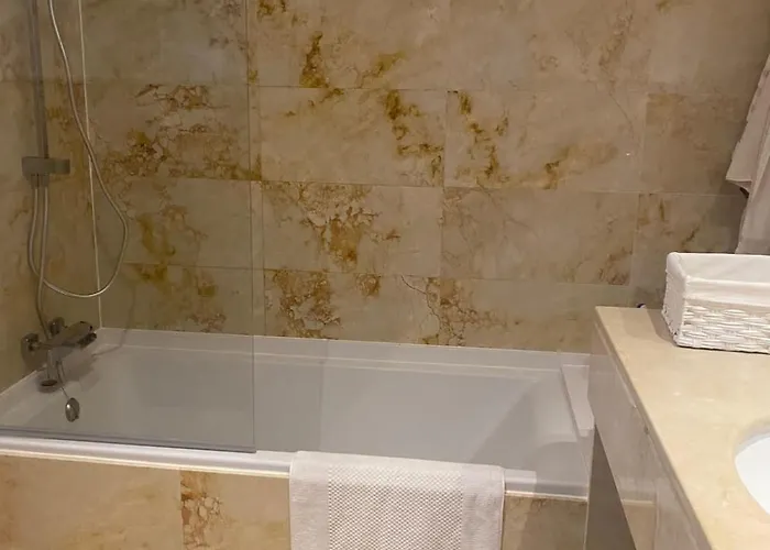3 Bed Lux Lomas De Monteros Appartement
